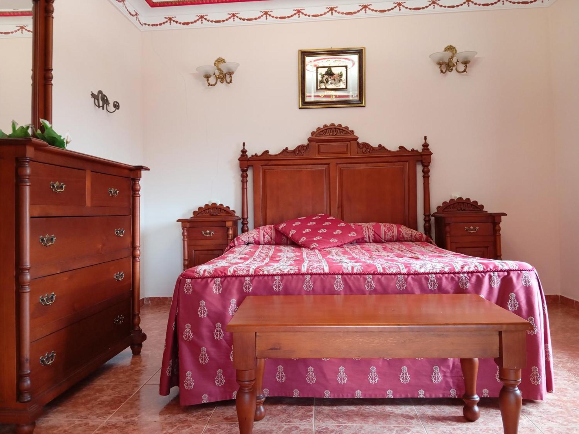 Hotel La Rueda 3000 モラ・デ・ルビエロス エクステリア 写真