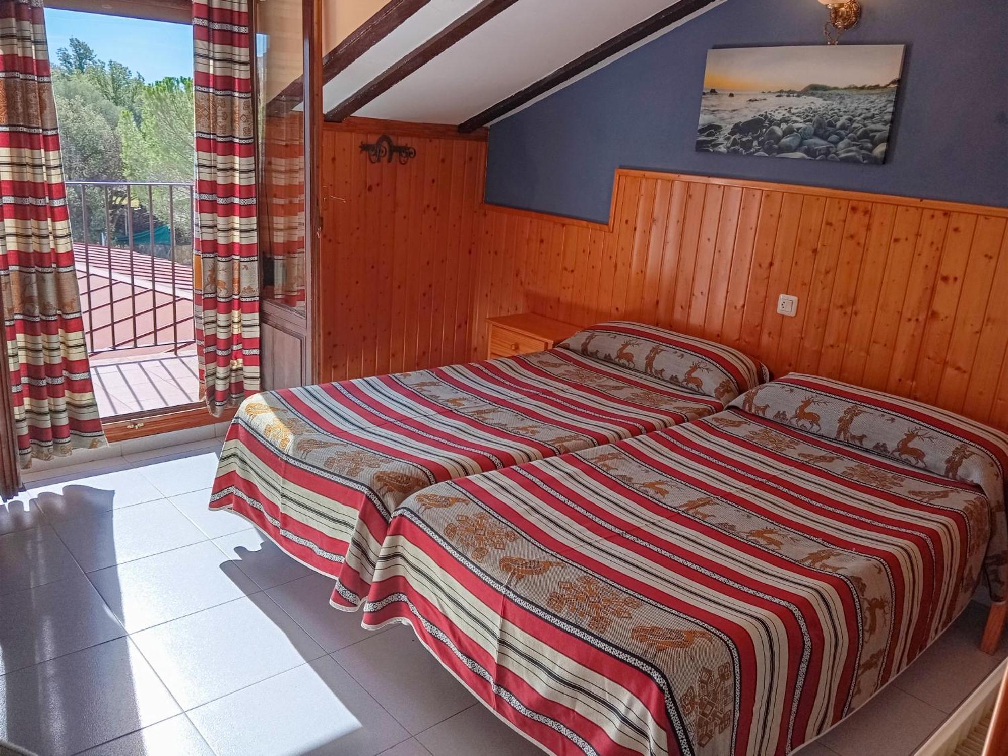 Hotel La Rueda 3000 モラ・デ・ルビエロス エクステリア 写真
