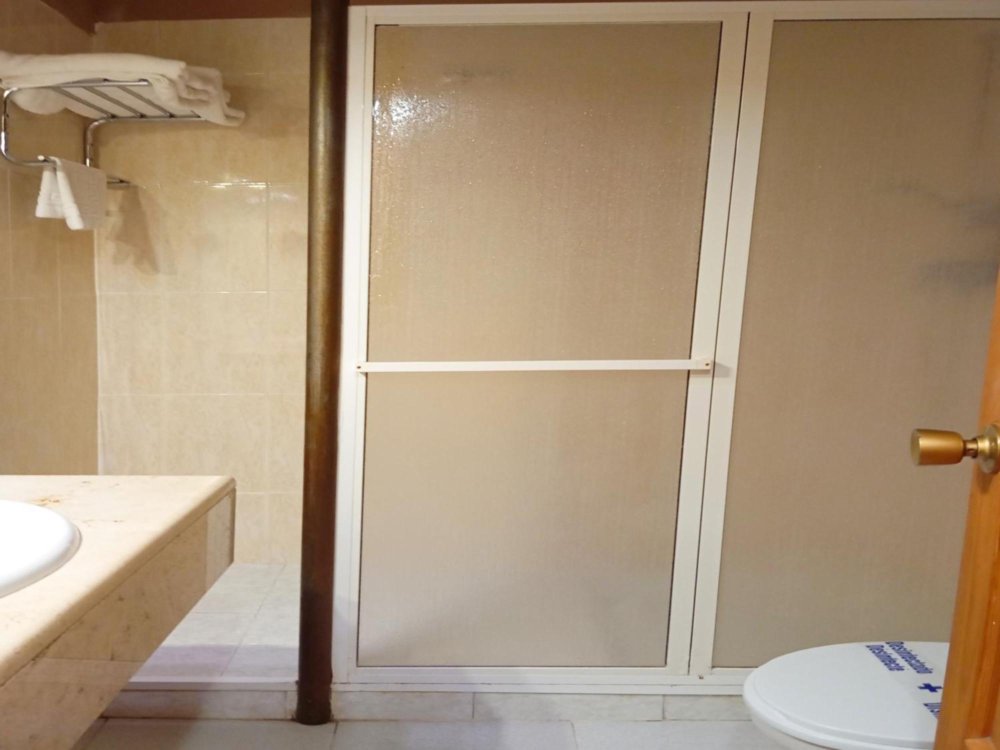 Hotel La Rueda 3000 モラ・デ・ルビエロス エクステリア 写真