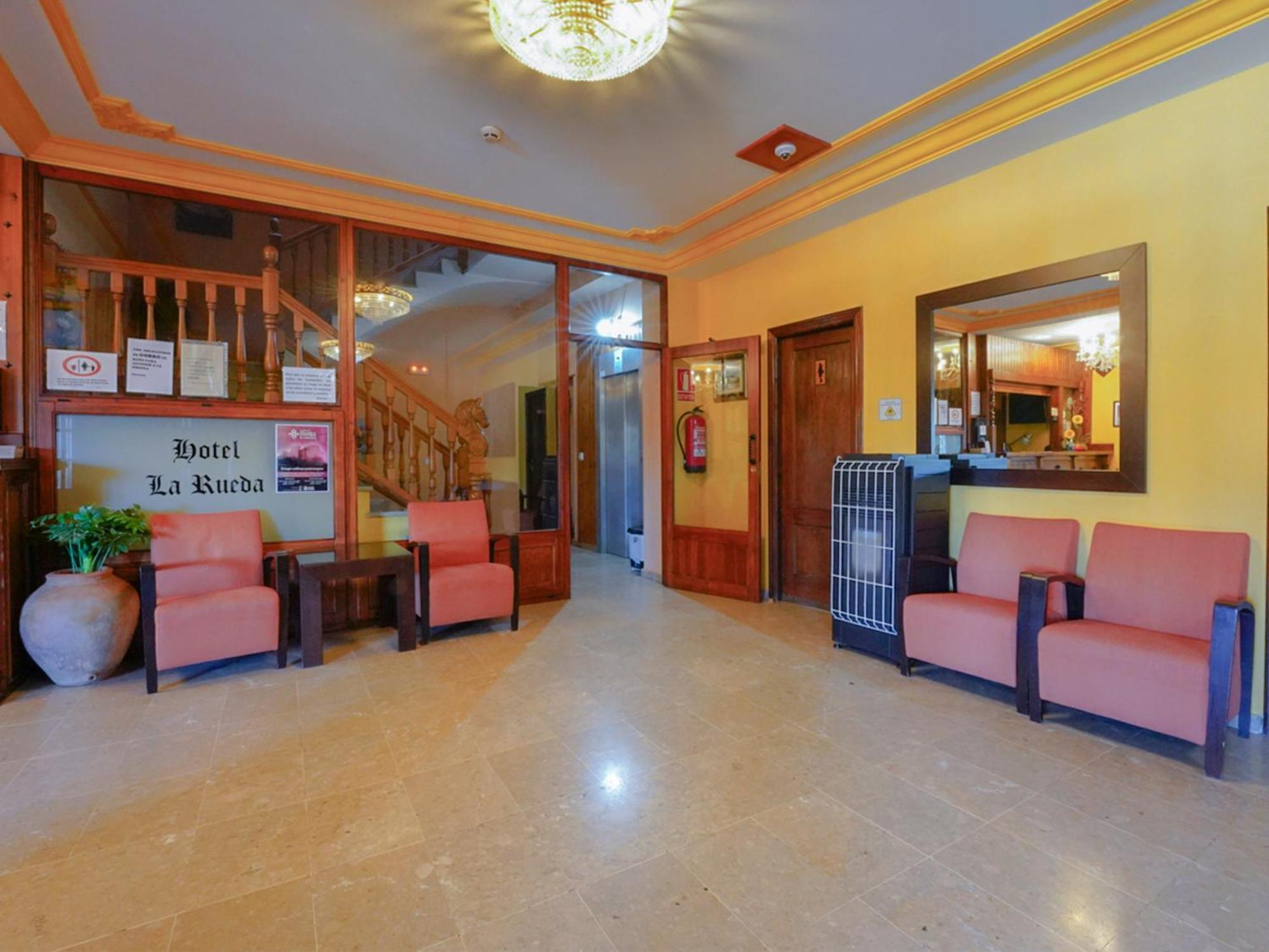 Hotel La Rueda 3000 モラ・デ・ルビエロス エクステリア 写真